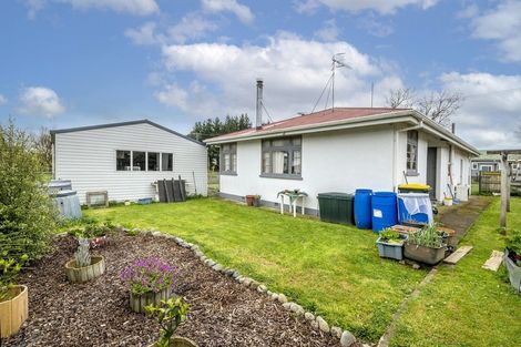 Photo of property in 2 Vance Street, Shannon, 4821