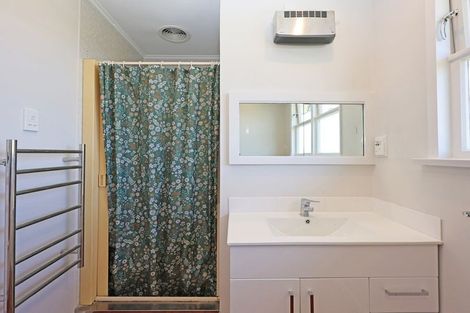 Photo of property in 43 Tamar Street, South Hill, Oamaru, 9400