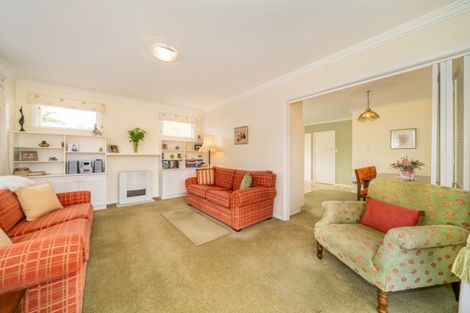 Photo of property in 96 Fraser Crescent, Elderslea, Upper Hutt, 5018