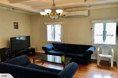 Photo of property in 324 Mount Albert Road, Mount Roskill, Auckland, 1041