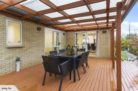 Photo of property in 84 Triangle Road, Massey, Auckland, 0614