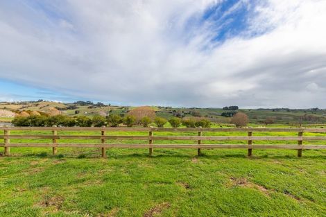 Photo of property in 932 Wharehine Road, Wharehine, Wellsford, 0973