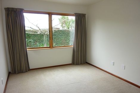 Photo of property in 4a Glenavon Place, Ilam, Christchurch, 8041