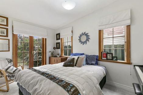 Photo of property in 83 Houghton Bay Road, Houghton Bay, Wellington, 6023