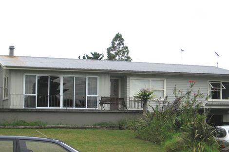 Photo of property in 13 Miltonia Avenue, Te Atatu South, Auckland, 0610