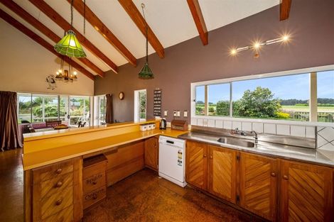 Photo of property in 282 Austin Road, Normanby, Hawera, 4673