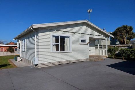 Photo of property in 44a Collins Street, Hawera, 4610