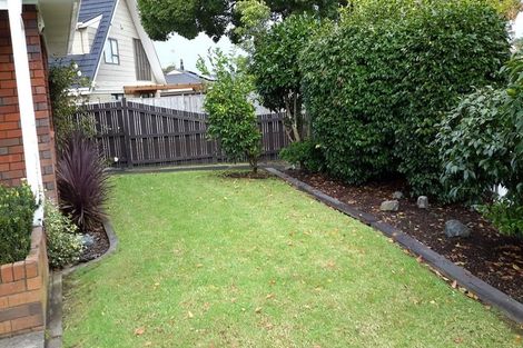 Photo of property in 1/70 Carnoustie Drive, Wattle Downs, Auckland, 2103