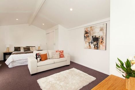 Photo of property in 17 Pandora Place, Pakuranga, Auckland, 2010