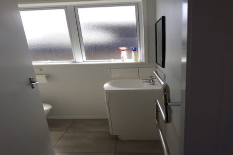 Photo of property in 288 Devon Street West, New Plymouth, 4310