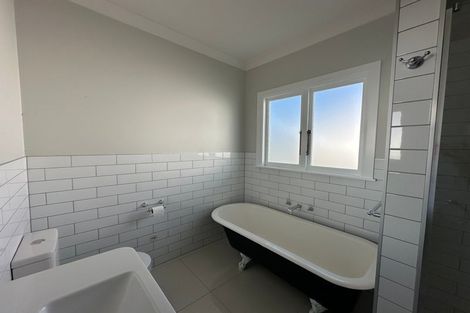 Photo of property in 19 Guy Avenue, Takaro, Palmerston North, 4410