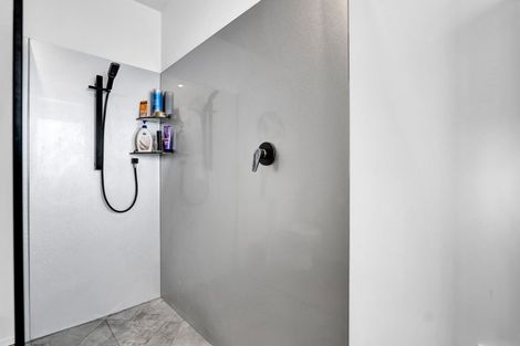 Photo of property in 4 Cessna Lane, Glen Avon, New Plymouth, 4312