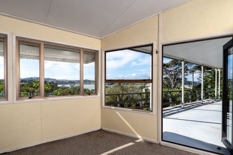 Photo of property in 69 Government Road, Raglan, 3225