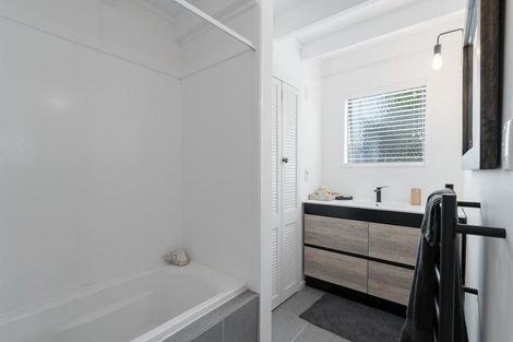 Photo of property in 10 Gallagher Drive, Tairua, 3508