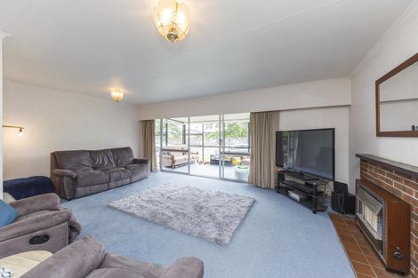 Photo of property in 22 Palliser Place, Milson, Palmerston North, 4414
