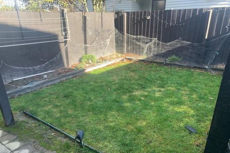 Photo of property in 2/19 Hargest Crescent, Sydenham, Christchurch, 8023