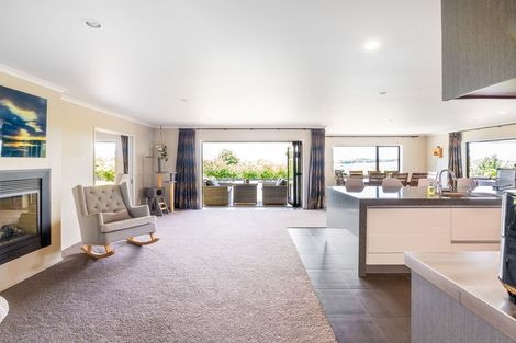 Photo of property in 48 Travers Road, Te Kauwhata, 3782
