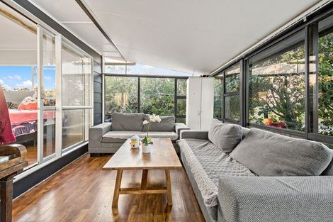 Photo of property in 87 Spur Road, Stillwater, Silverdale, 0993