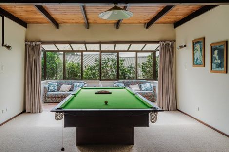 Photo of property in 11 Chelverton Terrace, Red Beach, 0932