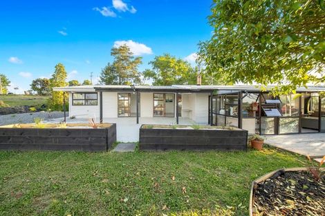 Photo of property in 87 Spur Road, Stillwater, Silverdale, 0993