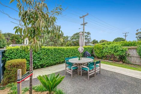 Photo of property in 20 Otanerua Road, Hatfields Beach, Orewa, 0931