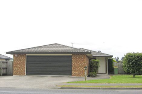 Photo of property in 88a Manuroa Road, Takanini, 2112