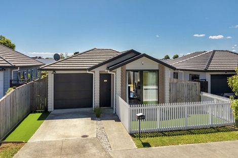 Photo of property in 5 Park Chester Road, Pukekohe, 2120