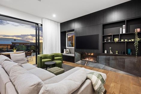 Photo of property in 23 Otakau Road, Milford, Auckland, 0620