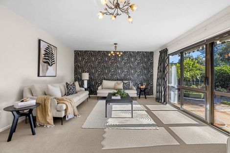 Photo of property in 8a Freyberg Avenue, Riccarton, Christchurch, 8011