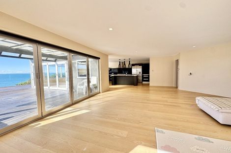 Photo of property in 2 Cliff Road, Torbay, Auckland, 0630