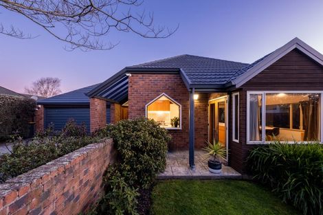 Photo of property in 48 Broadhaven Avenue, Parklands, Christchurch, 8083