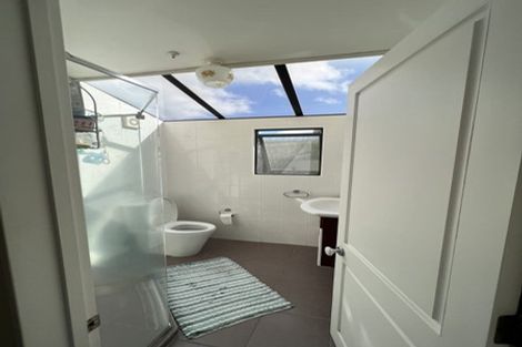 Photo of property in 1/94 Jutland Road, Hauraki, Auckland, 0622