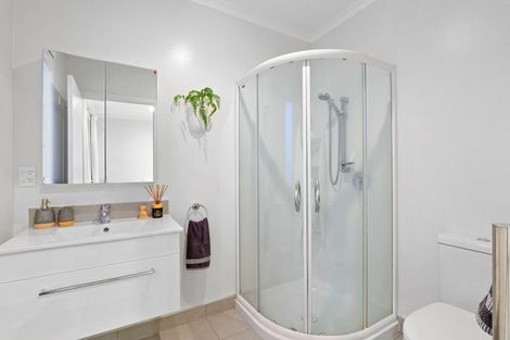 Photo of property in 221 Weston Road, St Albans, Christchurch, 8052