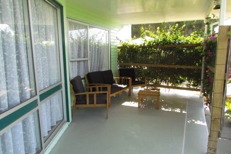 Photo of property in 80 Tararua Road, Levin, 5571