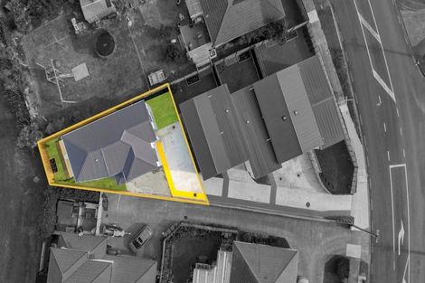Photo of property in 658d Te Atatu Road, Te Atatu Peninsula, Auckland, 0610