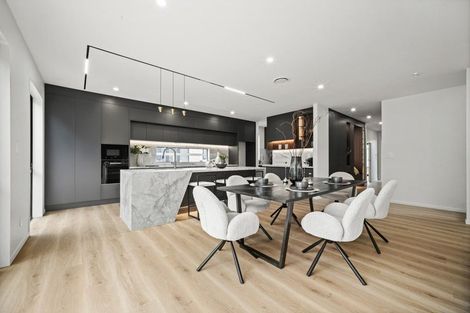 Photo of property in 6 Pukeko Road, Hobsonville, 0616