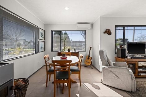 Photo of property in 21 Elbourne Street, Taradale, Napier, 4112