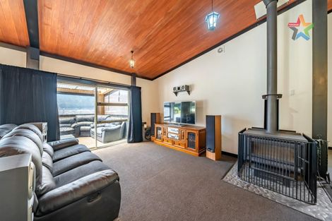 Photo of property in 46 Enfield Street, Wainuiomata, Lower Hutt, 5014