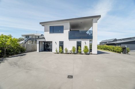 Photo of property in 16 Loloma Way, Wharewaka, Taupo, 3330