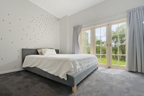 Photo of property in 8 Liffey Crescent, Island Bay, Wellington, 6023