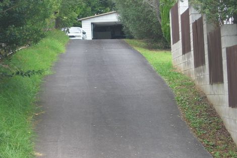 Photo of property in 20 Segedin Place, Glenfield, Auckland, 0629