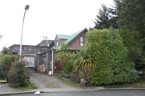 Photo of property in 14 Caples Place, Fernhill, Queenstown, 9300