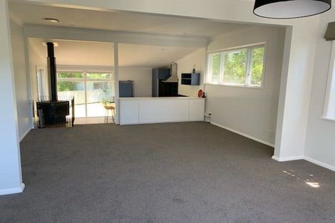 Photo of property in 26 Kiwi Crescent, Tawa, Wellington, 5028