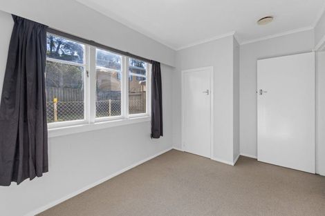 Photo of property in 16 Kenmore Street, Westown, New Plymouth, 4310