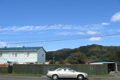 Photo of property in 25 Maclean Street, Wallaceville, Upper Hutt, 5018