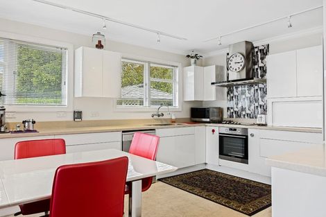 Photo of property in 8 Nyton Place, Bryndwr, Christchurch, 8053