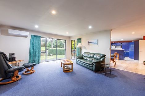 Photo of property in 15 Guinane Street, Dannevirke, 4930