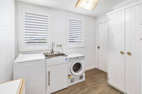 Photo of property in 82 Douglas Street, Highfield, Timaru, 7910