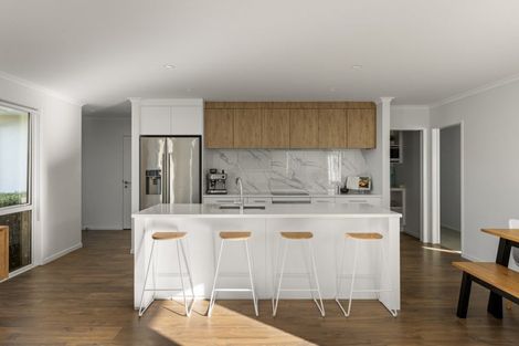 Photo of property in 4 Raynor Crescent, Pyes Pa, Tauranga, 3112