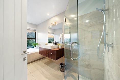 Photo of property in Marina Village, 1/10 Marina Drive, Frankton, Queenstown, 9300